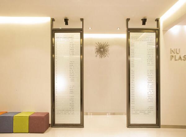 �ձ�ʥ��ҽ������ҽԺ,ҽ��û���ʸ�֤�飿