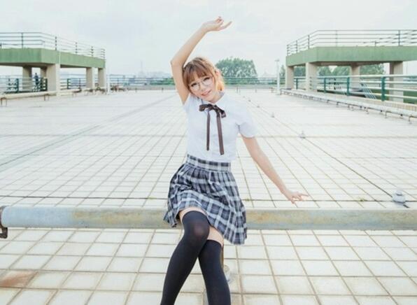 ���Ϲ�������ѹض���˯�����α���ǿ˯ͼƬ