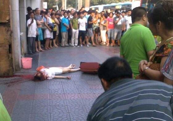 ���������ɱ���¼�,����Ů�ӱ��շ�Ʒ���ϲ���