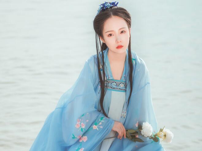 ��ˮ����崿Ψ��͸��ɼ����ˮ��;�Ӫ�׶�����