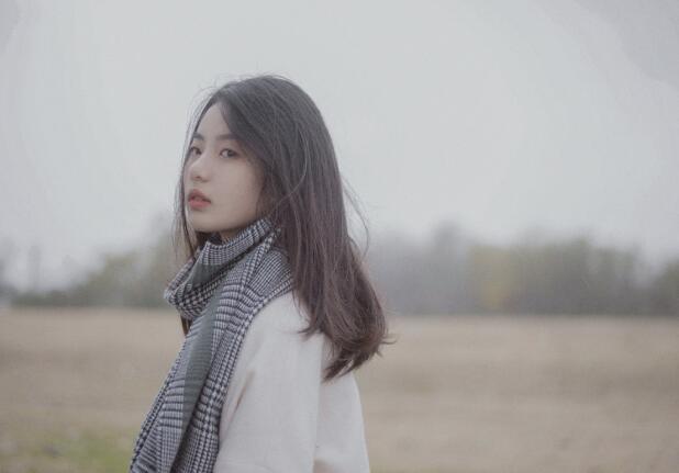 �������ݳ�ֲ���ˣ�����˫���������մ�