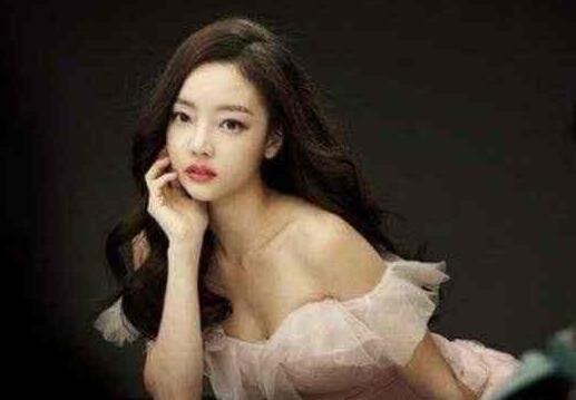 �ߺ��������ڼ�������������Ů���־ߺ����¼�