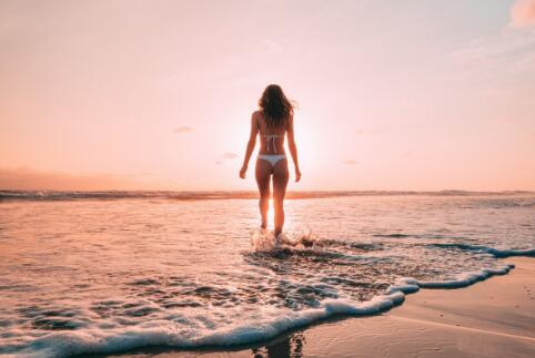 ӣ�ұ���ܾߺ����¼����ߺ��������ڼ�������