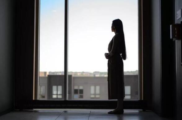 ��ǿ����Ů������,��������ǿ�ȷ����Թ�ϵ