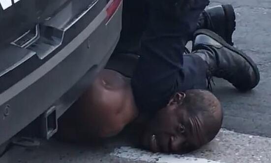 �ٷ�����������������ʬ�챨��,�Ѹ�Ⱦ�¹ڷ���