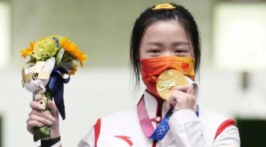 ���˹ھ�Ϊʲô����ҧ����?���������ϵ�һ��ҧ���Ƶ���