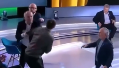 �ڿ�����������Ա��ֱ���л�Ź,����ƻ�����ٿ�������ָ��ʶ��