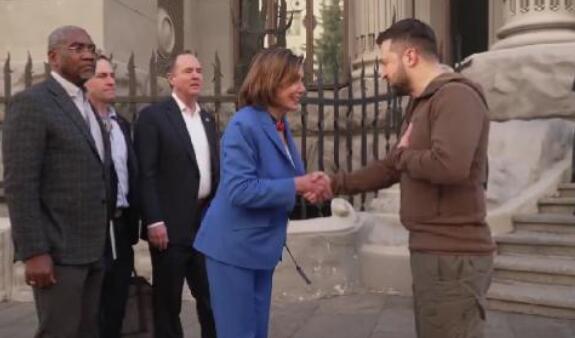 ���ⳤ��Ӧ���ڳ�ͻ��ʱ����