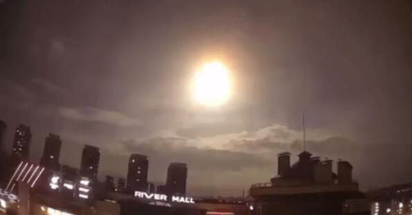 �ڿ����׶��Ͽ��־޴����